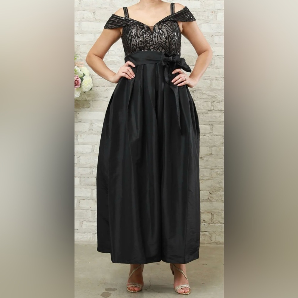 Betsy & Adam Plus Sequin Bodice Evening Dress